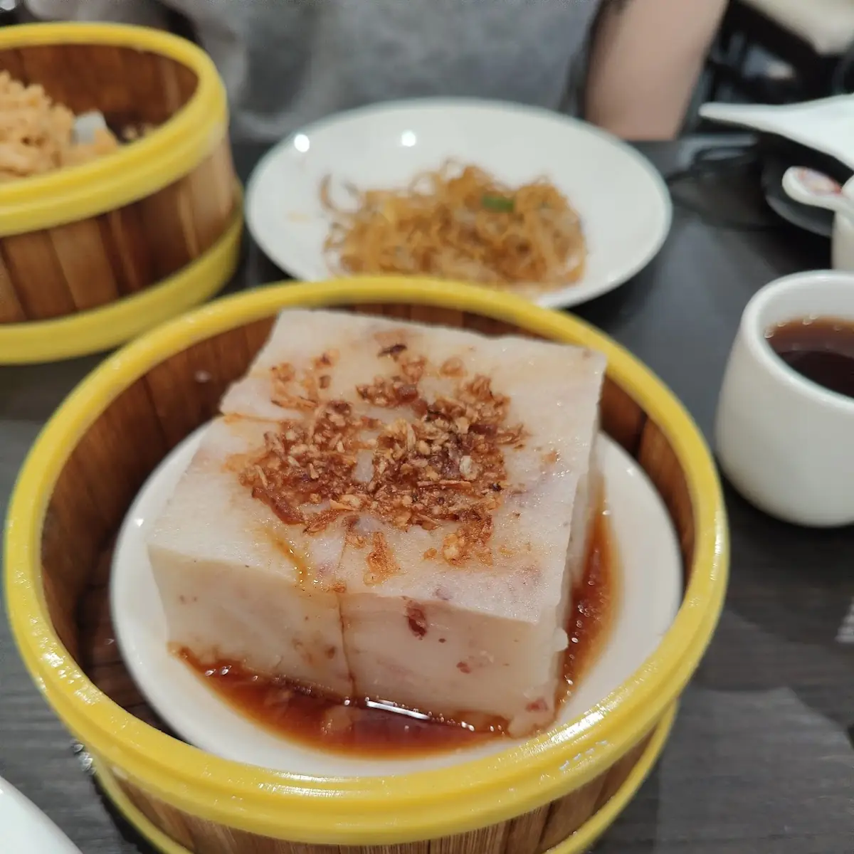 radish cake with assorted preserved meat 臘味蘿蔔糕